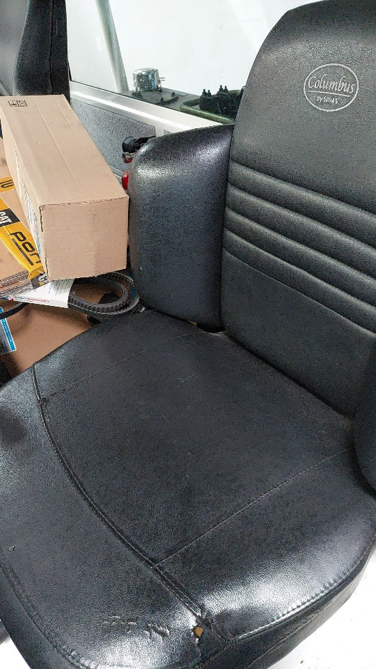 수하물 트랙터 Mulag Comet 4 Baggage Tractor : 사진 9 수하물 트랙터 Mulag Comet 4 Baggage Tractor : 사진 9