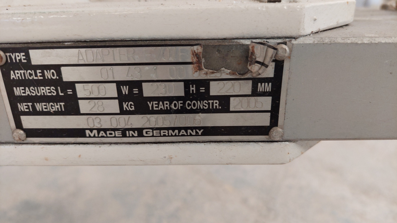 Towbar FSST F70/F100 Fladung - 지상 지원 장비 : 사진 2 Towbar FSST F70/F100 Fladung - 지상 지원 장비 : 사진 2
