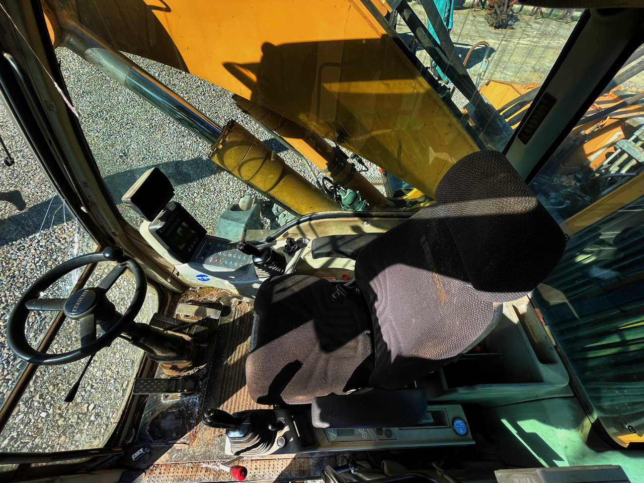 LIEBHERR A924C LITRONIC - 건설기계 : 사진 4 LIEBHERR A924C LITRONIC - 건설기계 : 사진 4