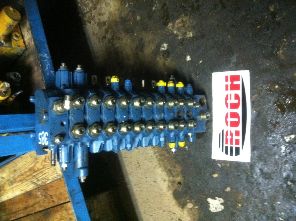 REXROTH SIGMA 08 400 948 26015700 P2 - 10 SEKCYJNY - 유압 밸브 건설기계 용 : 사진 1 REXROTH SIGMA 08 400 948 26015700 P2 - 10 SEKCYJNY - 유압 밸브 건설기계 용 : 사진 1