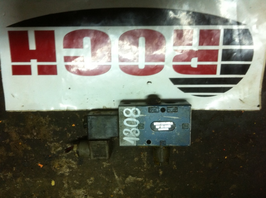WABCO 02 4580 5722021210 - 1 SEKCYJNY - 유압 밸브 건설기계 용 : 사진 1 WABCO 02 4580 5722021210 - 1 SEKCYJNY - 유압 밸브 건설기계 용 : 사진 1