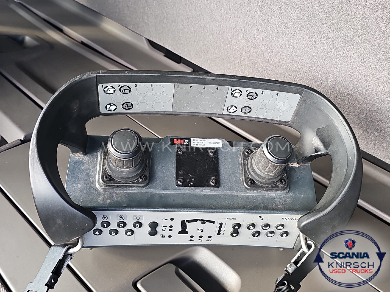 SCANIA G 320 B4x2NA 3-Seitenkipper Dautel mit Kran Hiab - 덤프 밴 : 사진 4 SCANIA G 320 B4x2NA 3-Seitenkipper Dautel mit Kran Hiab - 덤프 밴 : 사진 4