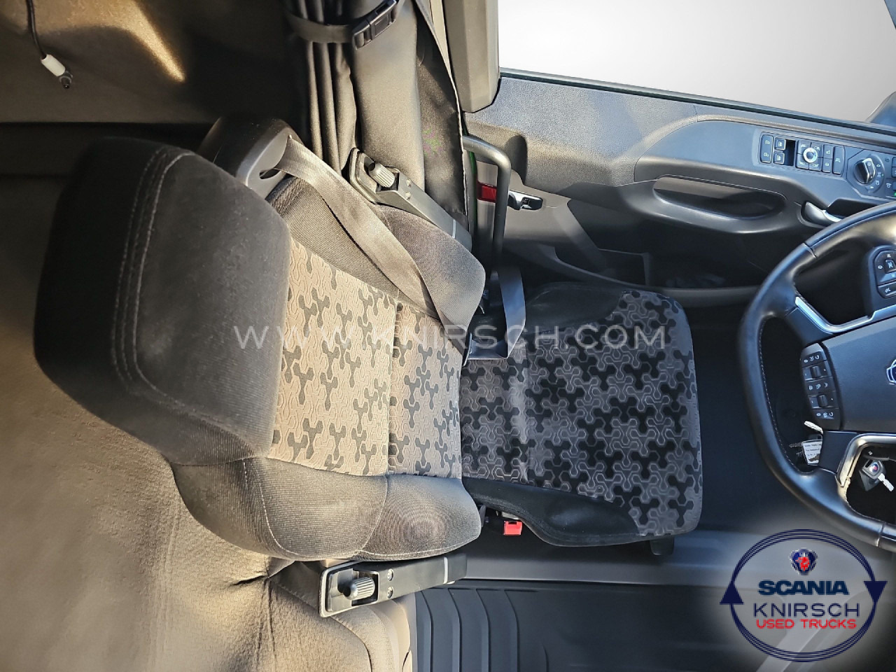 SCANIA R 450 A4x2LA Retarder Standklima - 트랙터 유닛 : 사진 4 SCANIA R 450 A4x2LA Retarder Standklima - 트랙터 유닛 : 사진 4