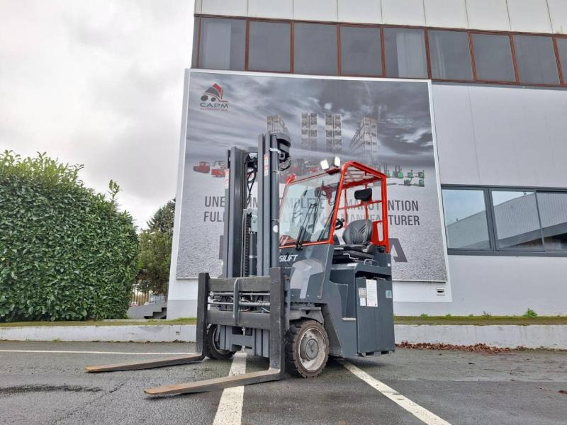 Amlift AGILIFT 4000E - 4방향 리치 트럭 : 사진 1 Amlift AGILIFT 4000E - 4방향 리치 트럭 : 사진 1