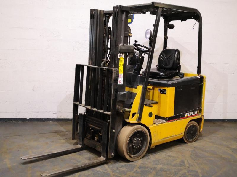 Caterpillar EC25N - 전기 지게차 : 사진 1 Caterpillar EC25N - 전기 지게차 : 사진 1