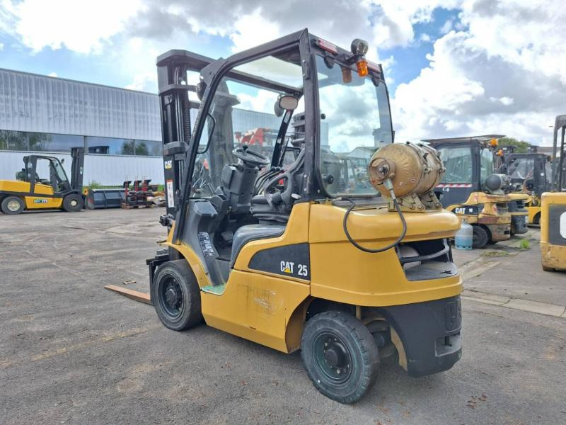 Caterpillar GP25N - LPG 지게차 : 사진 4 Caterpillar GP25N - LPG 지게차 : 사진 4