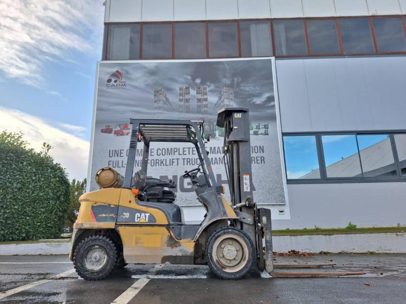 Caterpillar GP30NT - LPG 지게차 : 사진 4 Caterpillar GP30NT - LPG 지게차 : 사진 4