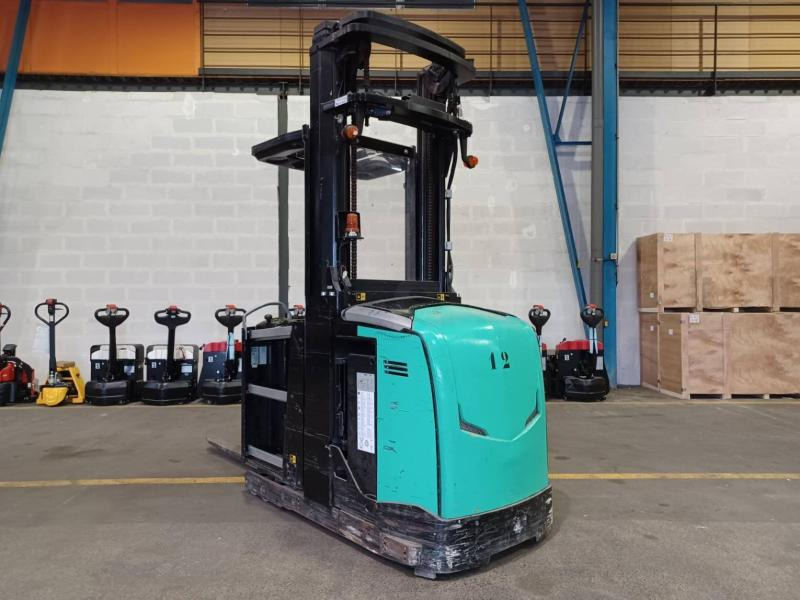 Caterpillar NOH10N - 오더 피커 : 사진 4 Caterpillar NOH10N - 오더 피커 : 사진 4