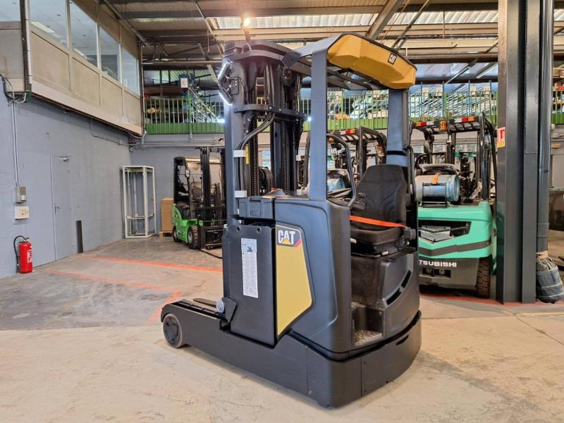 Caterpillar NR20N2H - 리치 트럭 : 사진 1 Caterpillar NR20N2H - 리치 트럭 : 사진 1