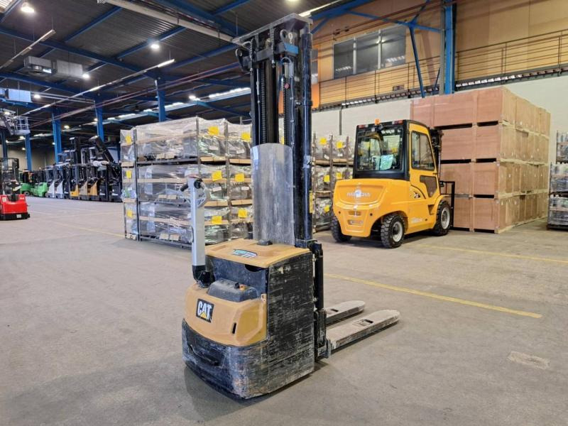 Caterpillar NSP16N2 - 스태커 : 사진 2 Caterpillar NSP16N2 - 스태커 : 사진 2