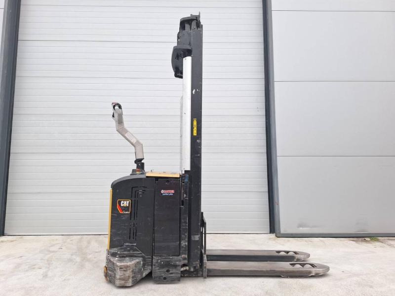 Caterpillar NSV16Ni - 스태커 : 사진 3 Caterpillar NSV16Ni - 스태커 : 사진 3