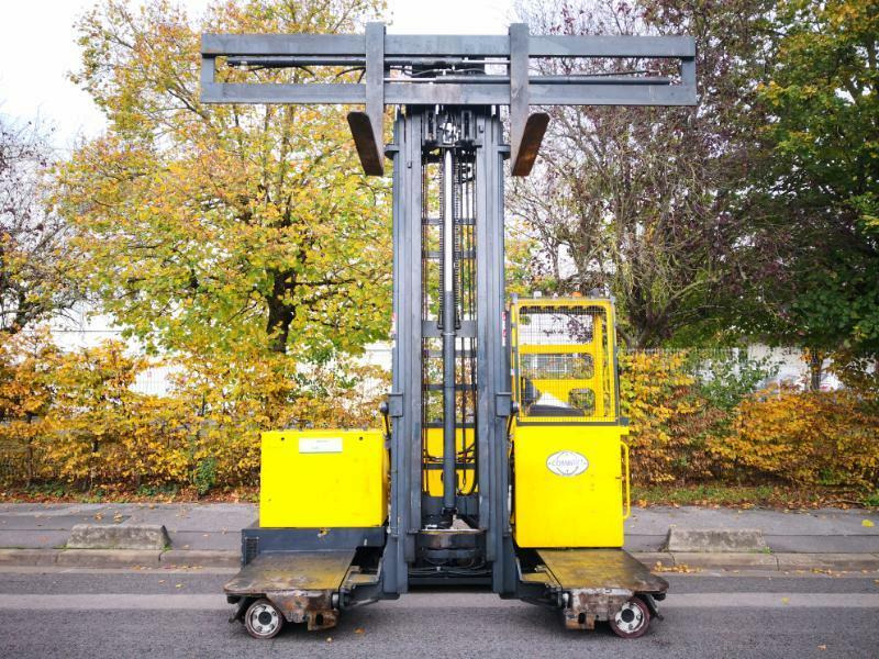 Combilift C3000EST - 4방향 리치 트럭 : 사진 3 Combilift C3000EST - 4방향 리치 트럭 : 사진 3
