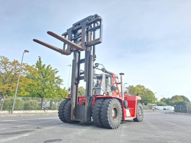 Kalmar DCF370-1200 - 디젤 지게차 : 사진 1 Kalmar DCF370-1200 - 디젤 지게차 : 사진 1