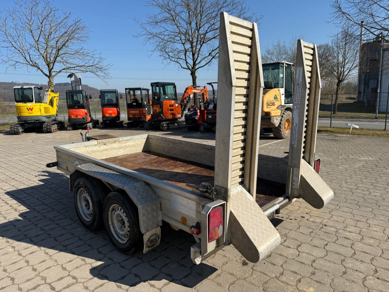 BAOS M303116, Baumaschinen Transportanhänger 3 t - 저하대 트레일러 : 사진 3 BAOS M303116, Baumaschinen Transportanhänger 3 t - 저하대 트레일러 : 사진 3