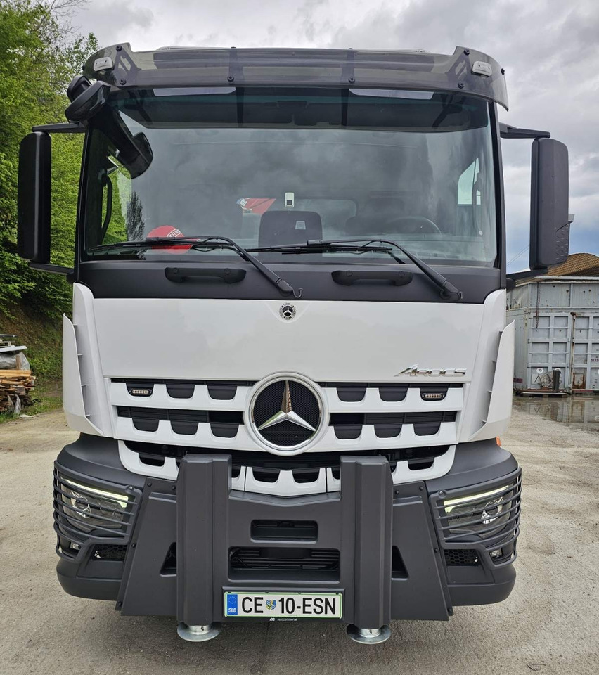 MERCEDES-BENZ Hiab Palfinger Fassi F545-6 JIB-6 - 덤프트럭 : 사진 4 MERCEDES-BENZ Hiab Palfinger Fassi F545-6 JIB-6 - 덤프트럭 : 사진 4