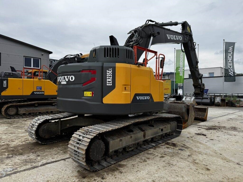 Volvo ECR235EL - 크롤러 굴삭기 : 사진 2 Volvo ECR235EL - 크롤러 굴삭기 : 사진 2