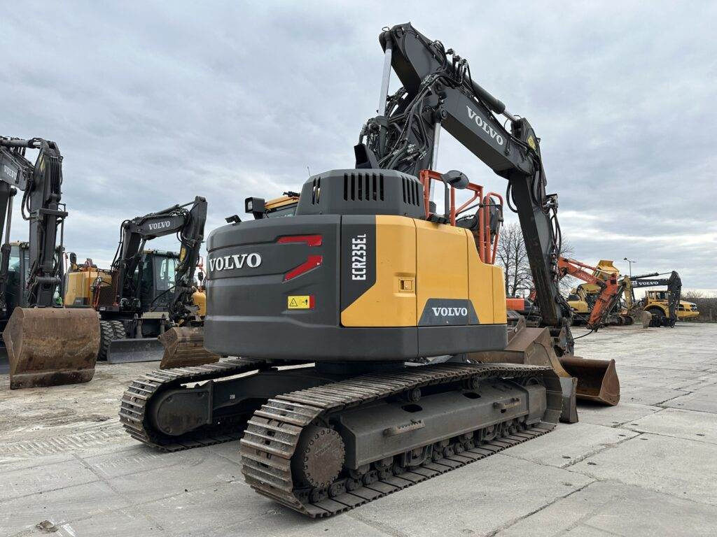 Volvo ECR235EL - 크롤러 굴삭기 : 사진 3 Volvo ECR235EL - 크롤러 굴삭기 : 사진 3