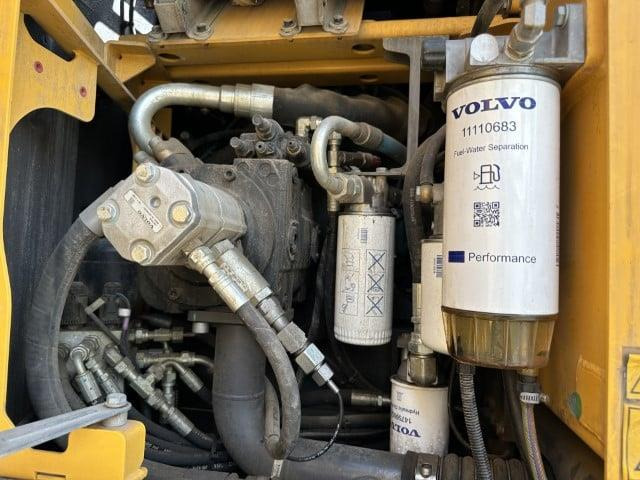 Volvo EWR150E - 휠 굴삭기 : 사진 5 Volvo EWR150E - 휠 굴삭기 : 사진 5