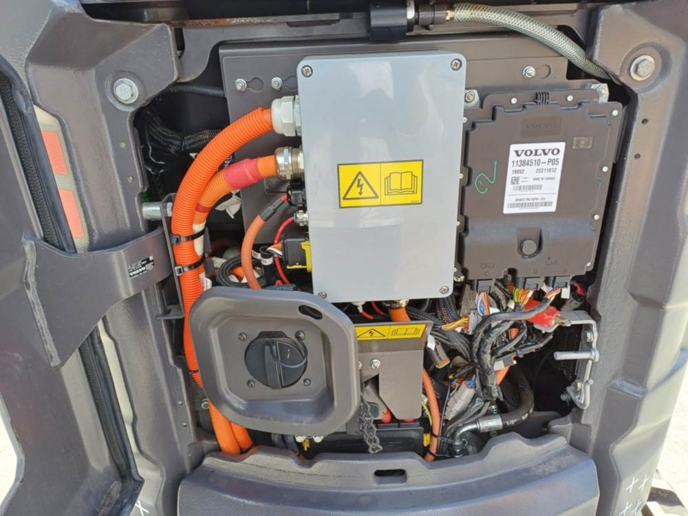 Volvo JECR18E Electric - 미니 굴삭기 : 사진 5 Volvo JECR18E Electric - 미니 굴삭기 : 사진 5