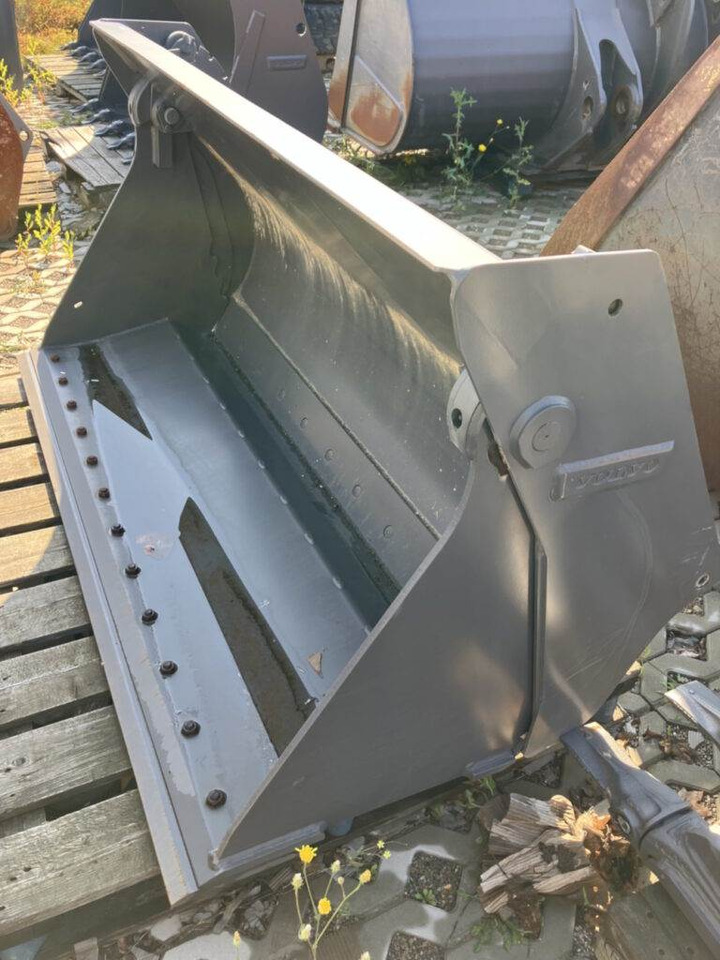 Volvo Klappschaufel mit Messer -P Aufnahme - 버킷 : 사진 4 Volvo Klappschaufel mit Messer -P Aufnahme - 버킷 : 사진 4