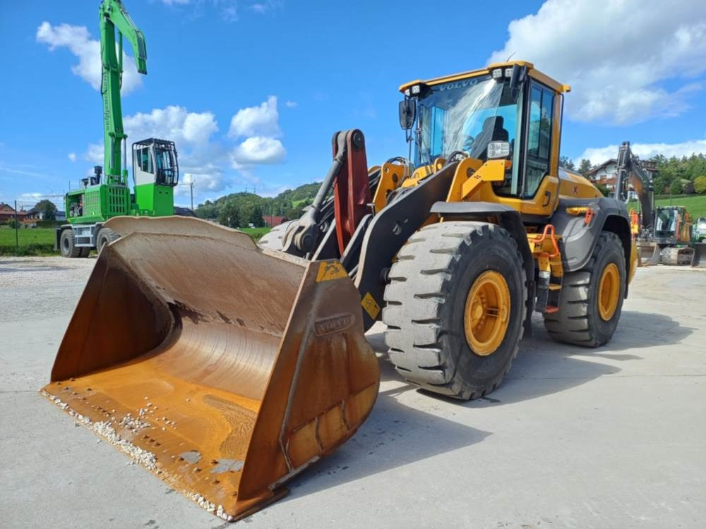 Volvo L110H - 휠 로더 : 사진 4 Volvo L110H - 휠 로더 : 사진 4