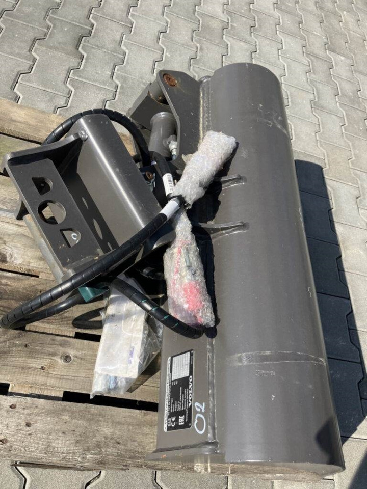 Volvo Löffelset inkl. Schnellwechsler für EC18 - 백호 로더 : 사진 4 Volvo Löffelset inkl. Schnellwechsler für EC18 - 백호 로더 : 사진 4