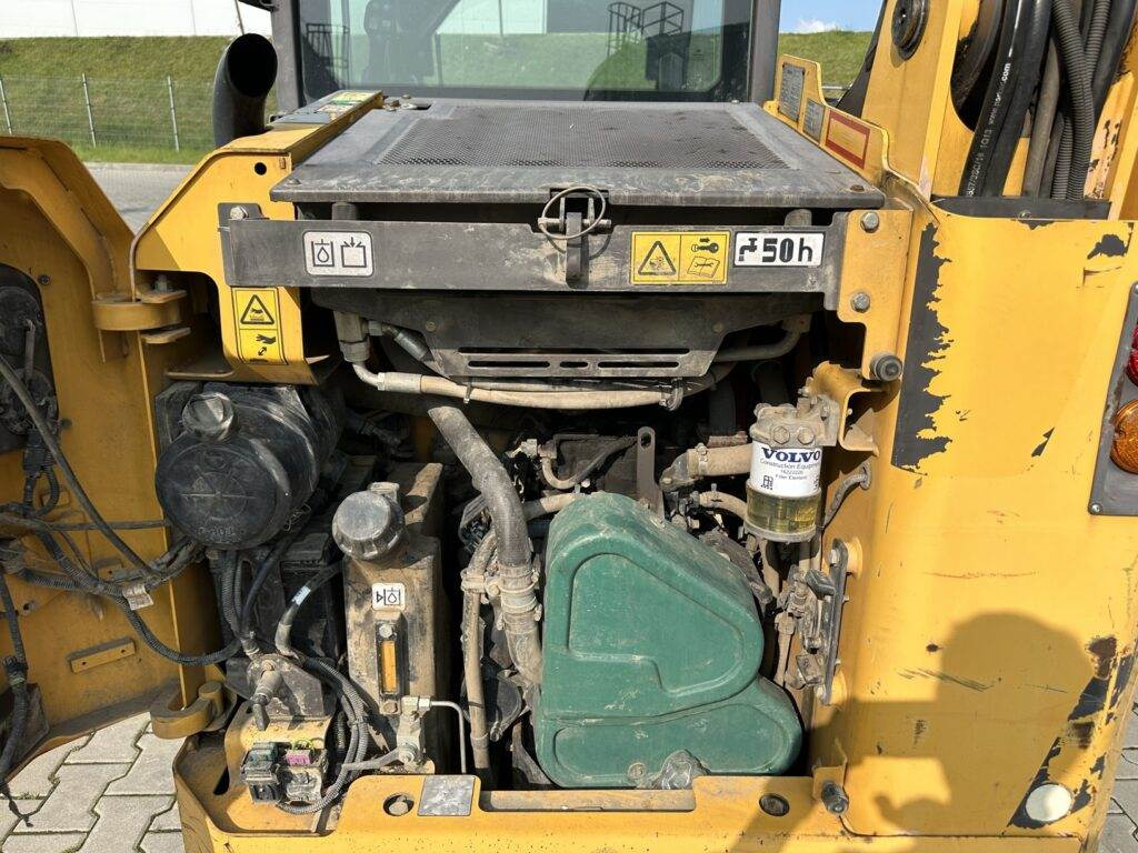 Volvo MC70C - 스키드 스티어 로더 : 사진 5 Volvo MC70C - 스키드 스티어 로더 : 사진 5
