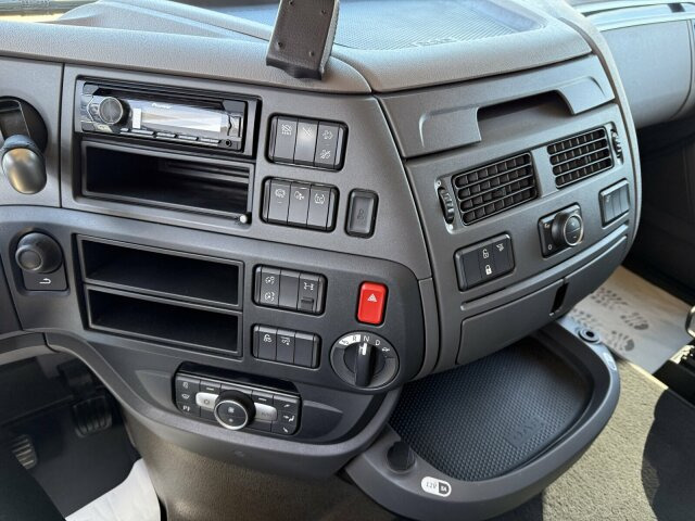 DAF XF 480 Pritsche Kran Plafinger 21000L - 드롭사이드/ 플랫베드 트럭, 크레인 트럭 : 사진 2 DAF XF 480 Pritsche Kran Plafinger 21000L - 드롭사이드/ 플랫베드 트럭, 크레인 트럭 : 사진 2