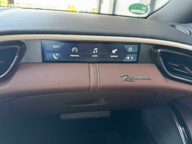Ferrari Roma Coupe Schwarz - 쿠페 : 사진 5 Ferrari Roma Coupe Schwarz - 쿠페 : 사진 5