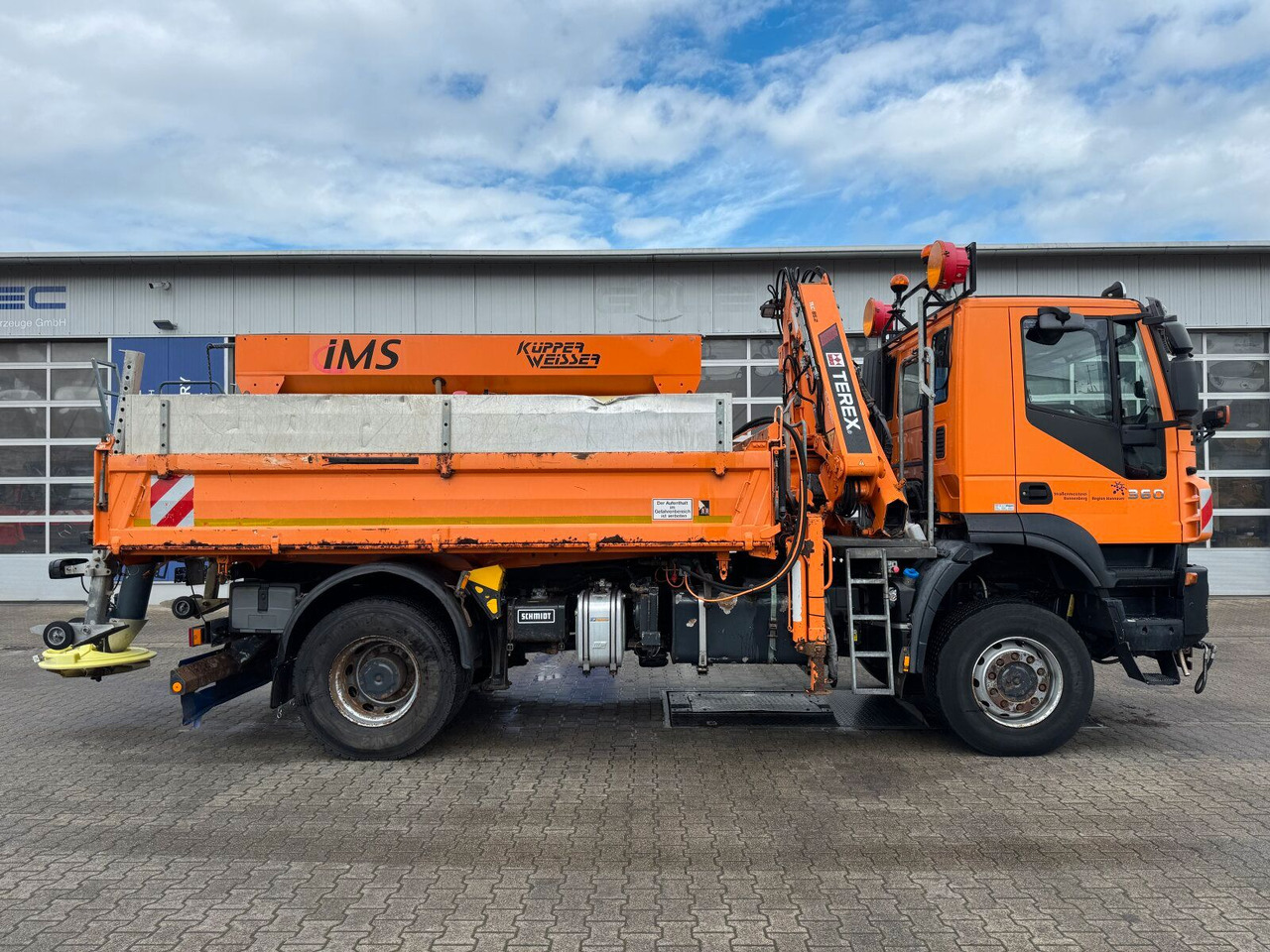 Iveco TRAKKER Kipper Kran TEREX 85.2 Winterdienst - 덤프트럭, 크레인 트럭 : 사진 3 Iveco TRAKKER Kipper Kran TEREX 85.2 Winterdienst - 덤프트럭, 크레인 트럭 : 사진 3