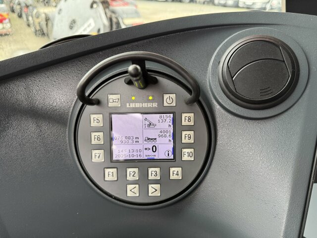 Liebherr LTM 1070-4.2 Autokran mit Spitze *TOP Zustand - 전천후 지형 크레인 : 사진 5 Liebherr LTM 1070-4.2 Autokran mit Spitze *TOP Zustand - 전천후 지형 크레인 : 사진 5