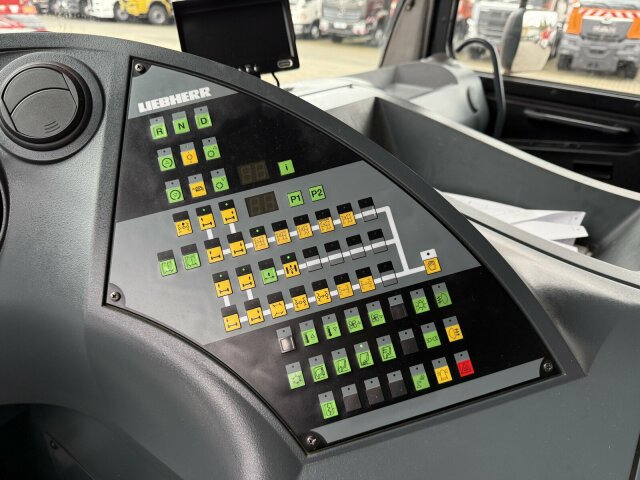 Liebherr LTM 1070-4.2 Autokran mit Spitze *TOP Zustand - 전천후 지형 크레인 : 사진 4 Liebherr LTM 1070-4.2 Autokran mit Spitze *TOP Zustand - 전천후 지형 크레인 : 사진 4