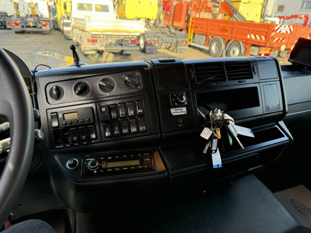 MAN TGM 15.290 Kanalreiniger HD Pumpe Müller Aufbau - 진공 흡입 트럭 : 사진 4 MAN TGM 15.290 Kanalreiniger HD Pumpe Müller Aufbau - 진공 흡입 트럭 : 사진 4