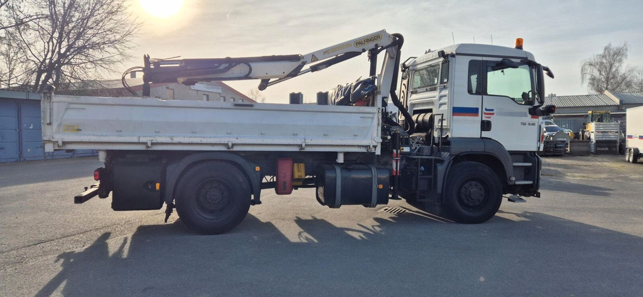 MAN TGS 18.480 4x4H Winter. Kipper Kran PALFINGER 12 - 덤프트럭, 크레인 트럭 : 사진 3 MAN TGS 18.480 4x4H Winter. Kipper Kran PALFINGER 12 - 덤프트럭, 크레인 트럭 : 사진 3