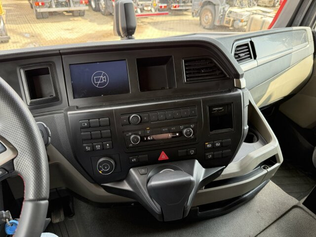 MAN TGS 18.520 4x4 SZM - Kipphyd. Blatt Luft Pritard - 트랙터 유닛 : 사진 3 MAN TGS 18.520 4x4 SZM - Kipphyd. Blatt Luft Pritard - 트랙터 유닛 : 사진 3