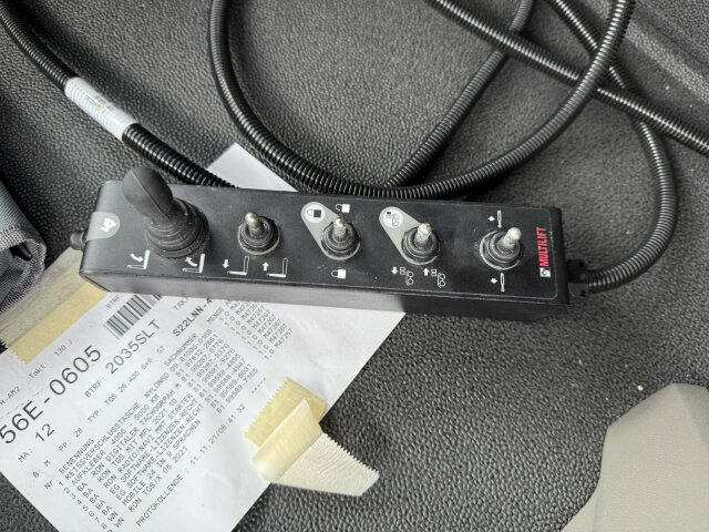 MAN TGS 26.400 6x6 Abrollkipper HIAB Optima 20S - 후크 리프트 트럭 : 사진 4 MAN TGS 26.400 6x6 Abrollkipper HIAB Optima 20S - 후크 리프트 트럭 : 사진 4