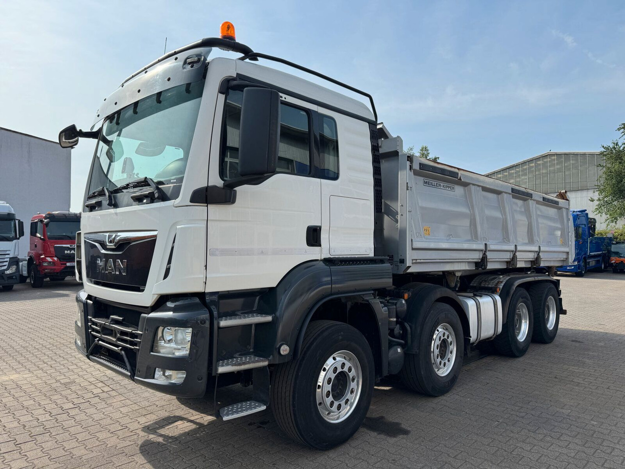 MAN TGS 35.460 8x4 BL Kipper Meiller Bordmatik - 덤프트럭 : 사진 2 MAN TGS 35.460 8x4 BL Kipper Meiller Bordmatik - 덤프트럭 : 사진 2
