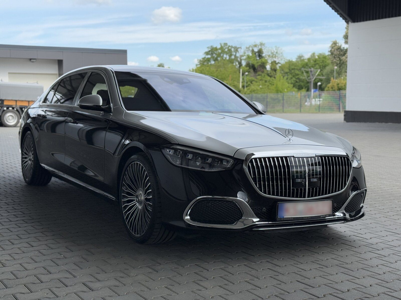 Maybach Mercedes Benz S680 Maybach V12 High-End -Paket - 세단 : 사진 1 Maybach Mercedes Benz S680 Maybach V12 High-End -Paket - 세단 : 사진 1