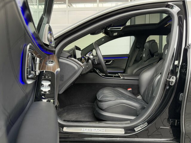 Maybach Mercedes Benz S680 Maybach V12 High-End -Paket - 세단 : 사진 4 Maybach Mercedes Benz S680 Maybach V12 High-End -Paket - 세단 : 사진 4