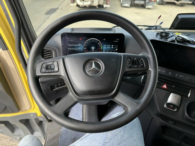 Mercedes-Benz ACTROS 1846 4x4 HAD Eur 6 Kipphydraulik Retarder - 트랙터 유닛 : 사진 5 Mercedes-Benz ACTROS 1846 4x4 HAD Eur 6 Kipphydraulik Retarder - 트랙터 유닛 : 사진 5