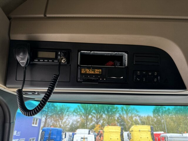 Mercedes-Benz ACTROS 1846 4x4 HAD Eur 6 Kipphydraulik Retarder - 트랙터 유닛 : 사진 4 Mercedes-Benz ACTROS 1846 4x4 HAD Eur 6 Kipphydraulik Retarder - 트랙터 유닛 : 사진 4