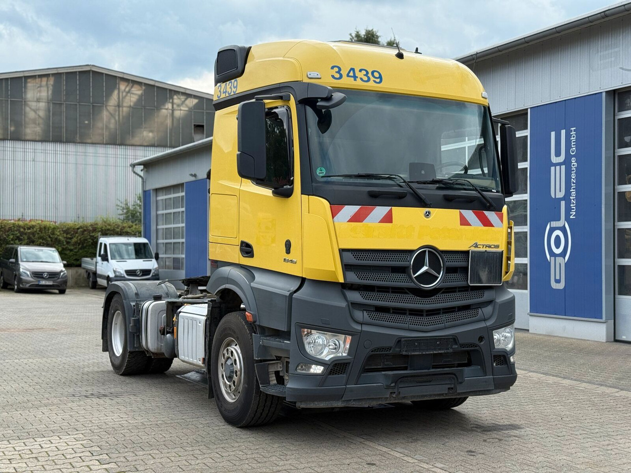 Mercedes-Benz ACTROS 1846 4x4 HAD Eur 6 Kipphydraulik Retarder - 트랙터 유닛 : 사진 1 Mercedes-Benz ACTROS 1846 4x4 HAD Eur 6 Kipphydraulik Retarder - 트랙터 유닛 : 사진 1