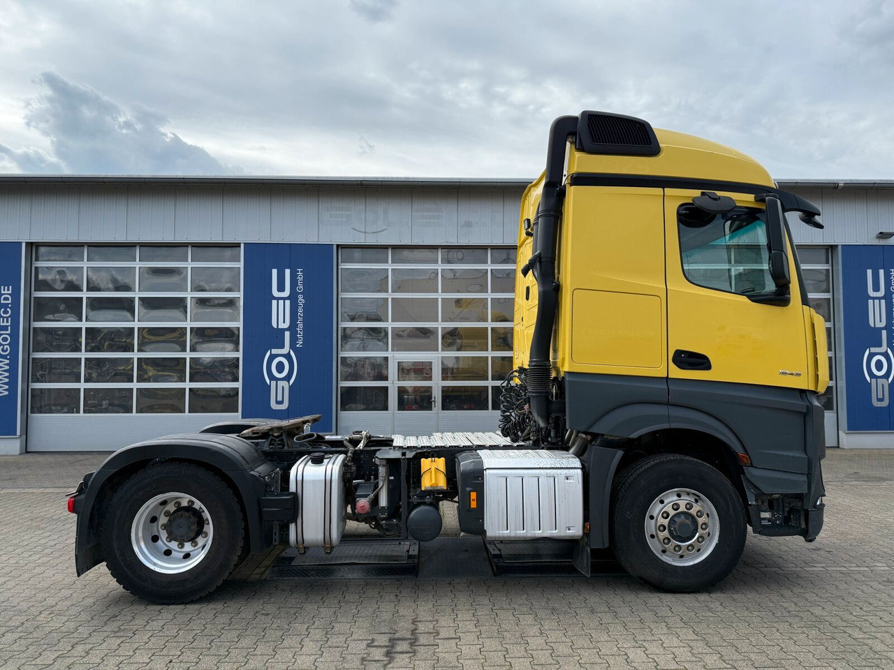 Mercedes-Benz ACTROS 1846 4x4 HAD Eur 6 Kipphydraulik Retarder - 트랙터 유닛 : 사진 3 Mercedes-Benz ACTROS 1846 4x4 HAD Eur 6 Kipphydraulik Retarder - 트랙터 유닛 : 사진 3