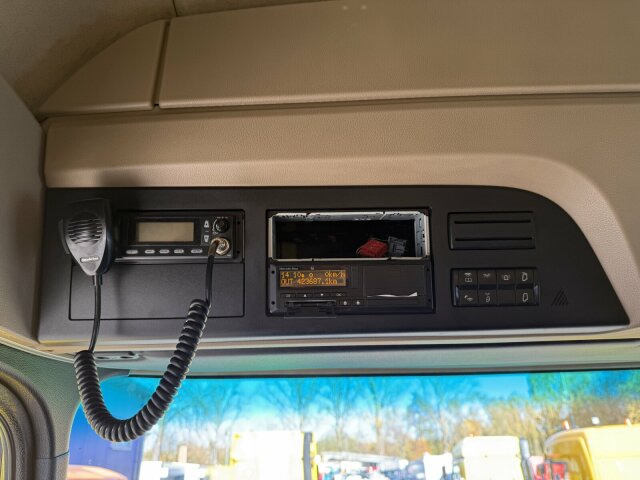 Mercedes-Benz ACTROS 1846 4x4 HAD Eur 6 Kipphydraulik Retarder - 트랙터 유닛 : 사진 4 Mercedes-Benz ACTROS 1846 4x4 HAD Eur 6 Kipphydraulik Retarder - 트랙터 유닛 : 사진 4