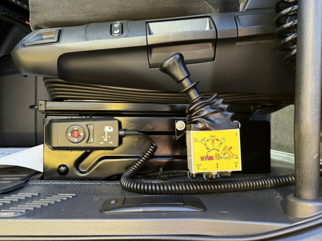 Mercedes-Benz ACTROS 1846 4x4 HAD Eur 6 Kipphydraulik Retarder - 트랙터 유닛 : 사진 5 Mercedes-Benz ACTROS 1846 4x4 HAD Eur 6 Kipphydraulik Retarder - 트랙터 유닛 : 사진 5