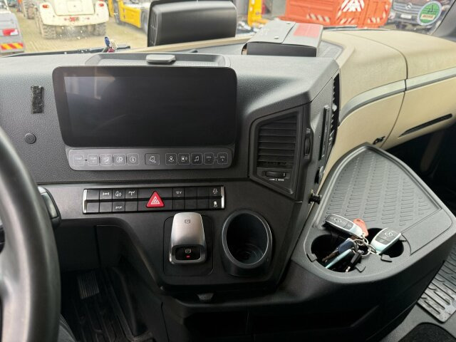 Mercedes-Benz ACTROS 1846 4x4 HAD Eur 6 Kipphydraulik Retarder - 트랙터 유닛 : 사진 3 Mercedes-Benz ACTROS 1846 4x4 HAD Eur 6 Kipphydraulik Retarder - 트랙터 유닛 : 사진 3