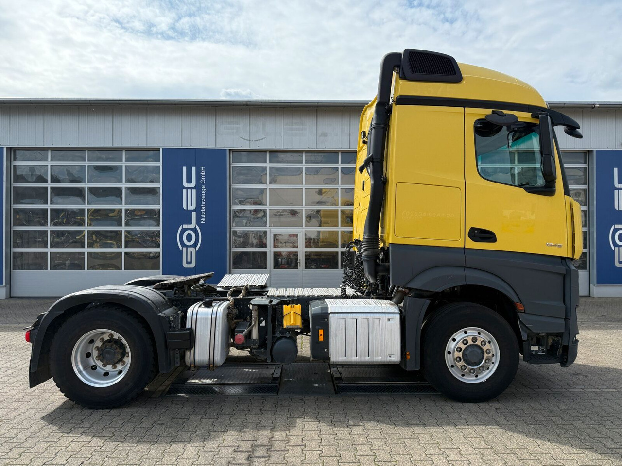 Mercedes-Benz ACTROS 1846 4x4 HAD Eur 6 Kipphydraulik Retarder - 트랙터 유닛 : 사진 3 Mercedes-Benz ACTROS 1846 4x4 HAD Eur 6 Kipphydraulik Retarder - 트랙터 유닛 : 사진 3