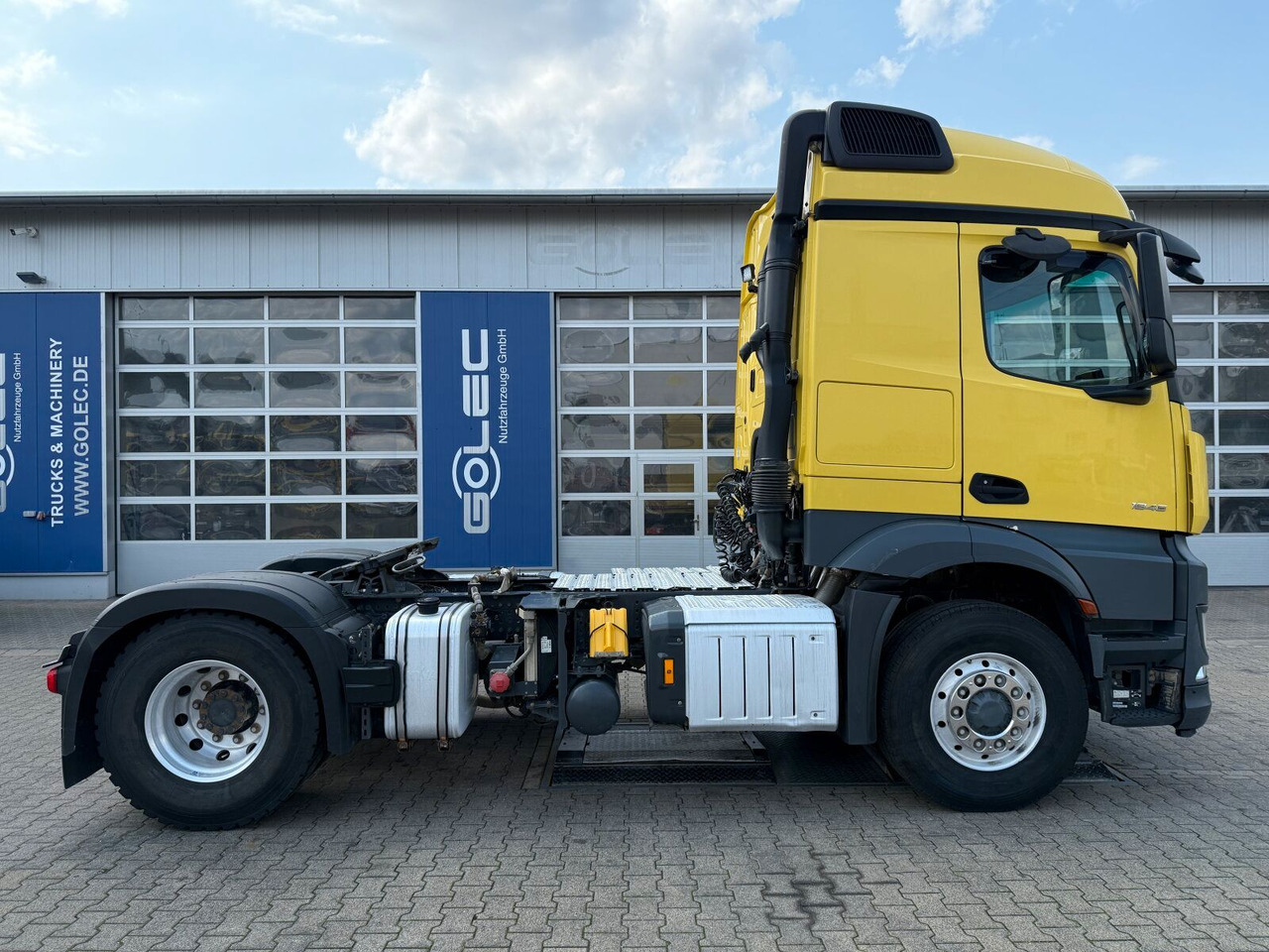 Mercedes-Benz ACTROS 1846 4x4 HAD Eur 6 Kipphydraulik Retarder - 트랙터 유닛 : 사진 2 Mercedes-Benz ACTROS 1846 4x4 HAD Eur 6 Kipphydraulik Retarder - 트랙터 유닛 : 사진 2