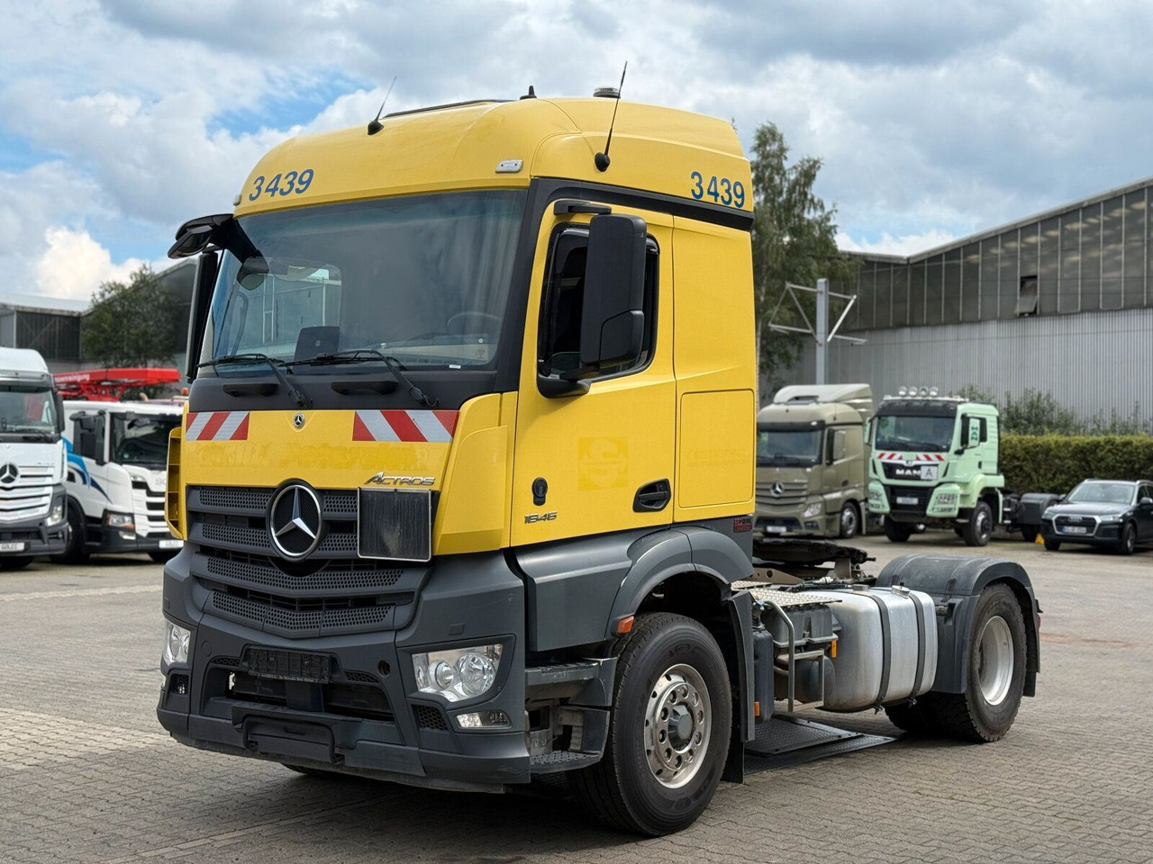 Mercedes-Benz ACTROS 1846 4x4 HAD Eur 6 Kipphydraulik Retarder - 트랙터 유닛 : 사진 2 Mercedes-Benz ACTROS 1846 4x4 HAD Eur 6 Kipphydraulik Retarder - 트랙터 유닛 : 사진 2