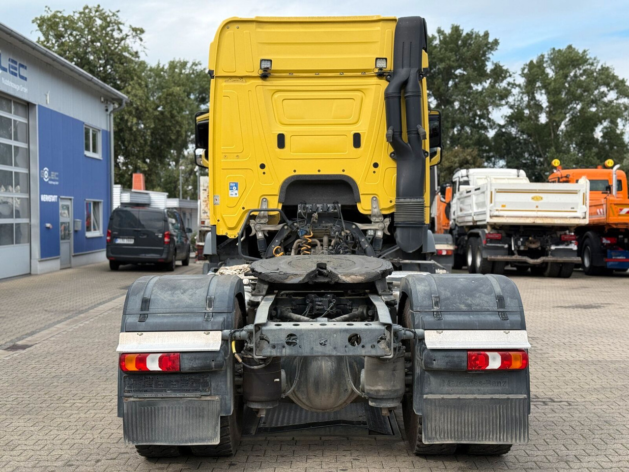 Mercedes-Benz ACTROS 1846 4x4 HAD Eur 6 Kipphydraulik Retarder - 트랙터 유닛 : 사진 5 Mercedes-Benz ACTROS 1846 4x4 HAD Eur 6 Kipphydraulik Retarder - 트랙터 유닛 : 사진 5
